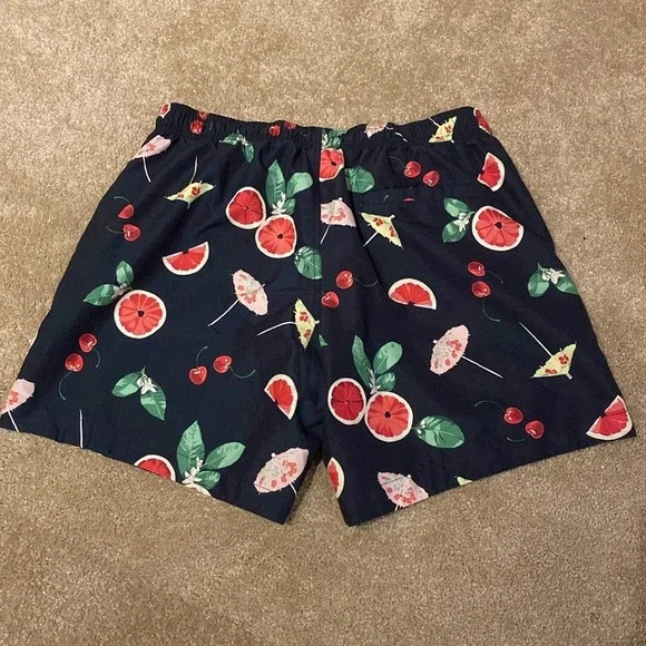H&M Swim Dark blue/Red/Green Cherries Oranges Leaves Cocktail Umbrella Shorts L - Picture 3 of 6